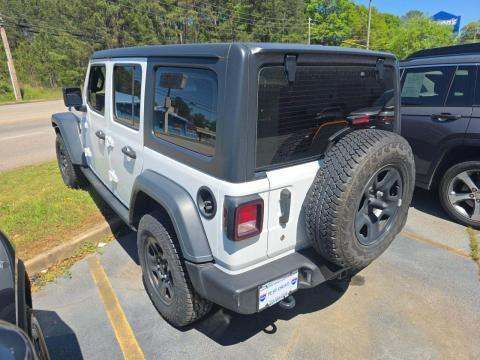 JEEP UNLIMITED SPORT - 2