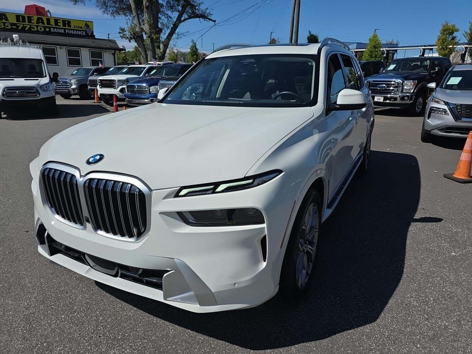 2025 BMW X7 xDrive40i AWD