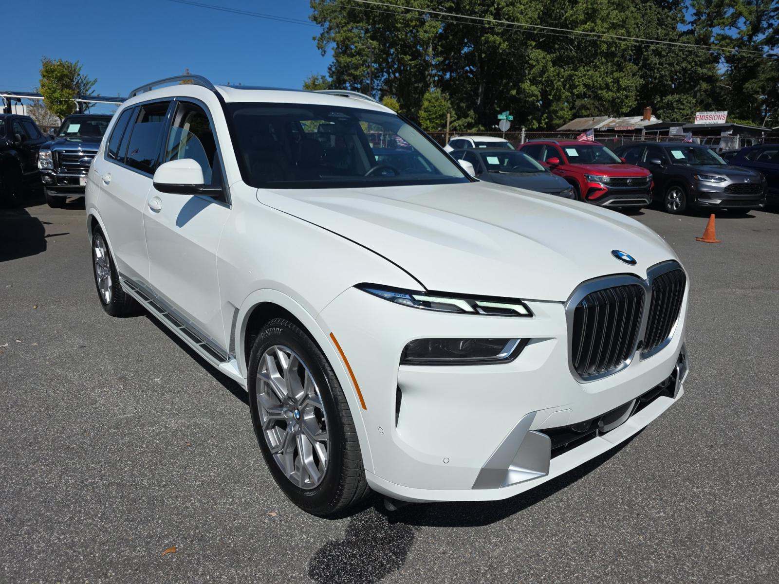 2025 BMW X7 xDrive40i AWD