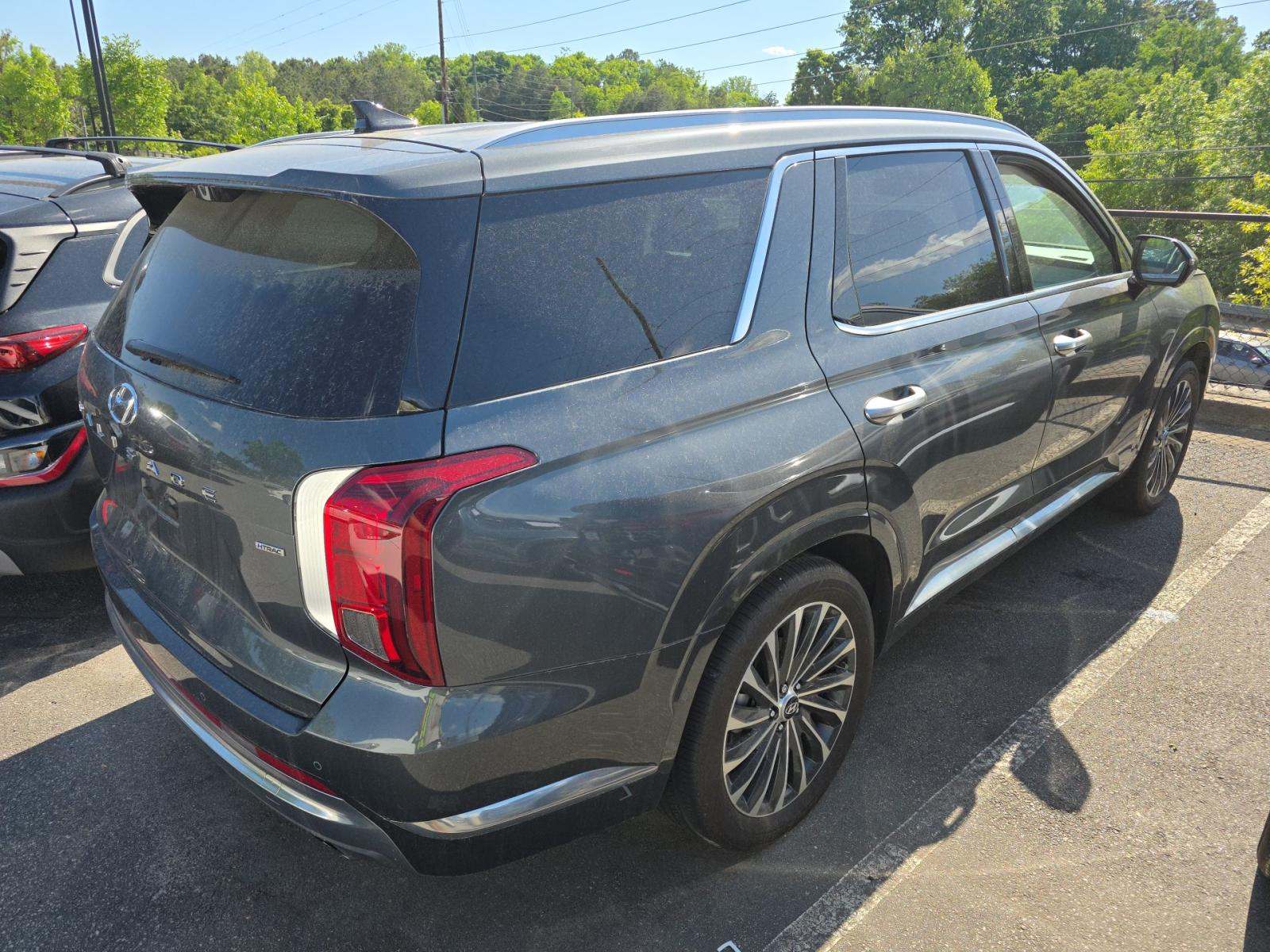 HYUNDAI CALLIGRAPHY - 3