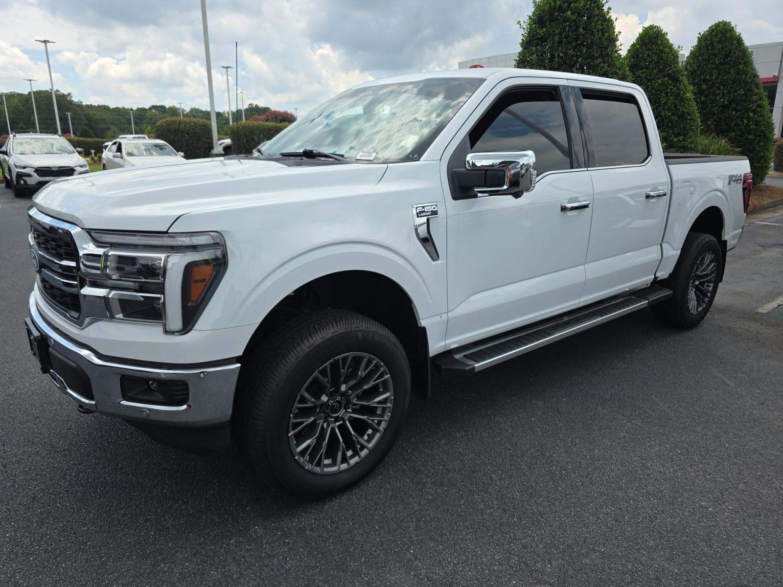 2025 Ford F-150 Lariat AWD