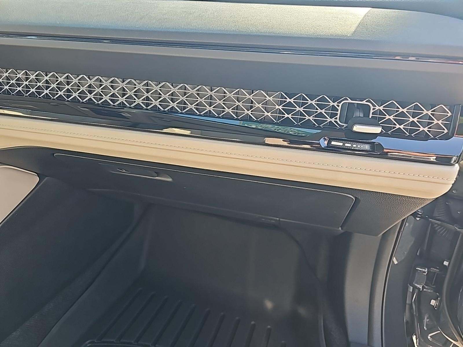 2023 Honda Accord Hybrid Touring FWD