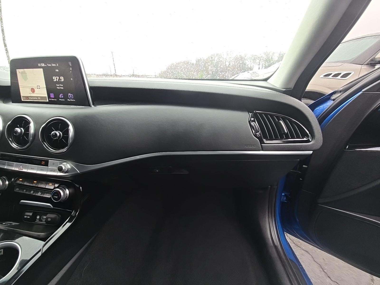 2018 Kia Stinger Premium RWD