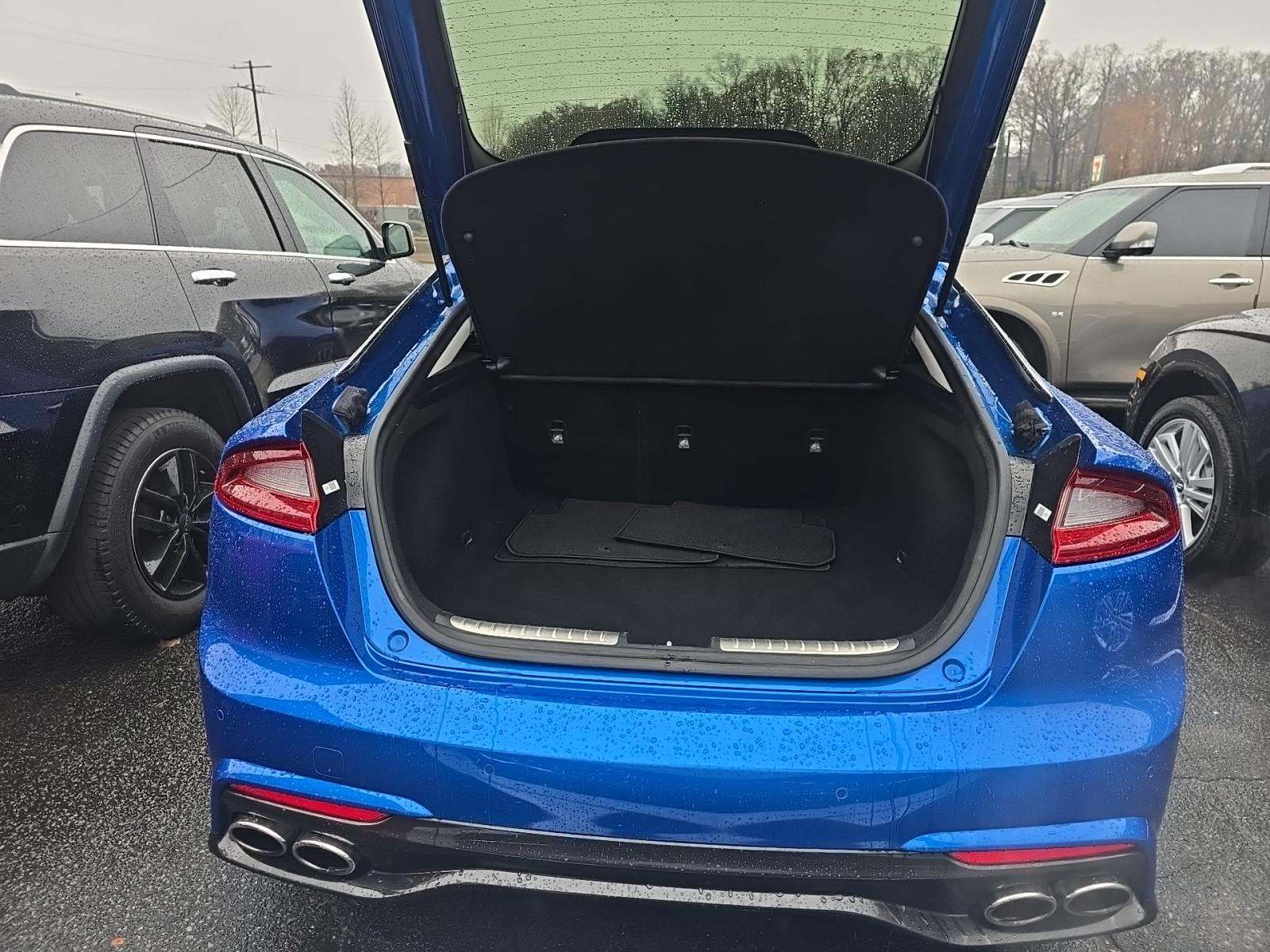 2018 Kia Stinger Premium RWD