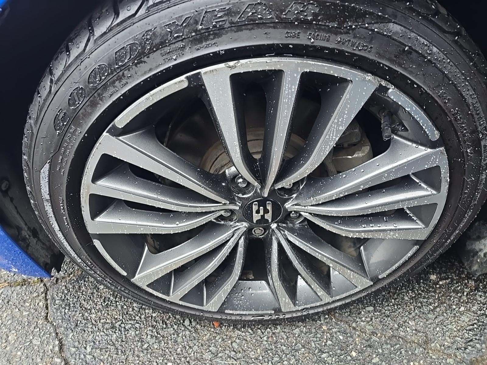 2018 Kia Stinger Premium RWD