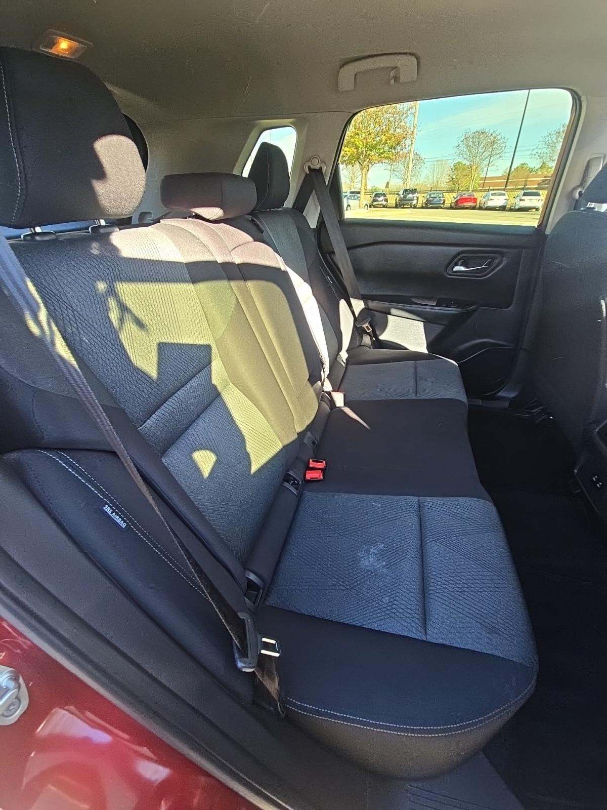 2024 Nissan Rogue SV FWD