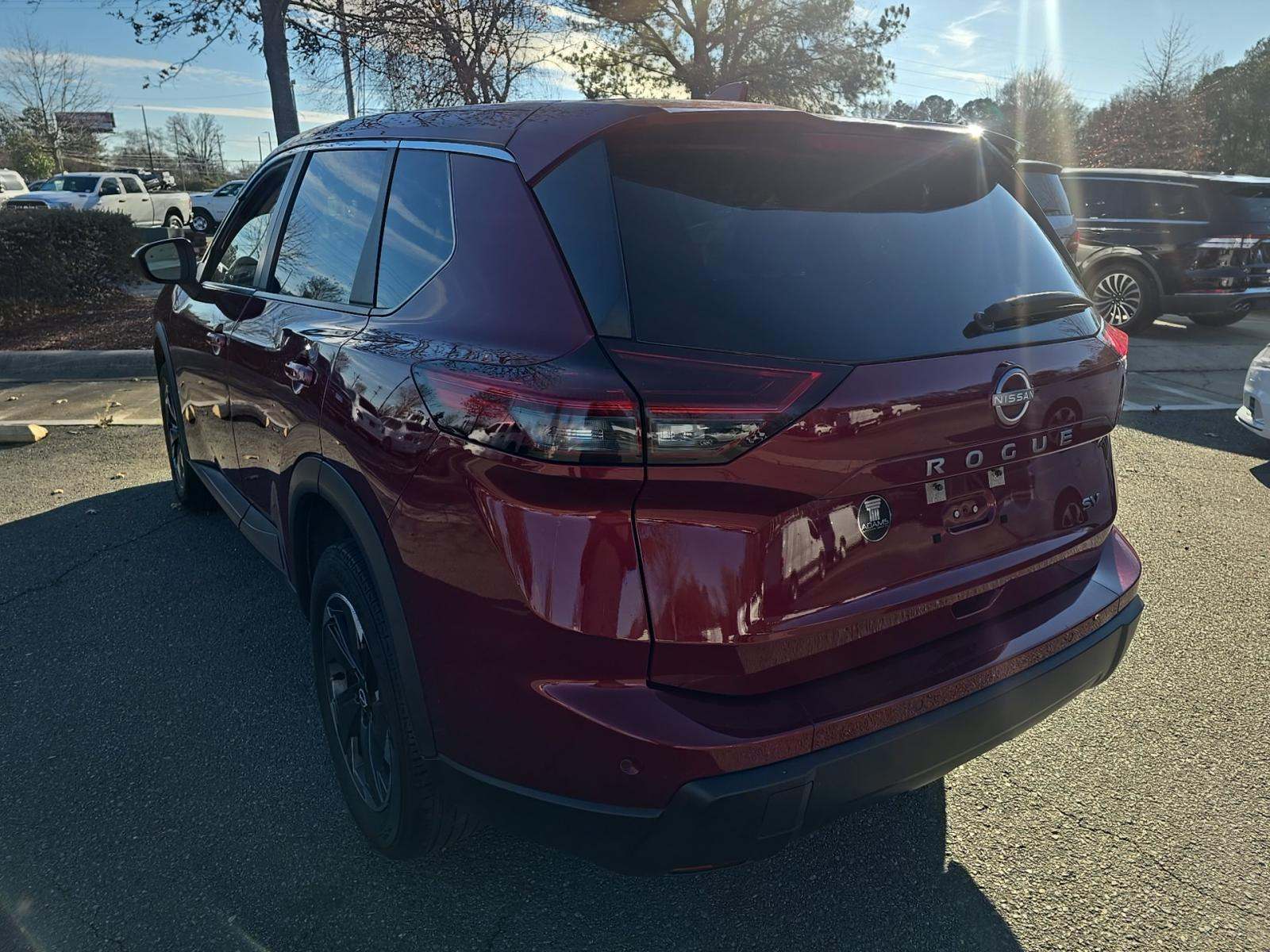 2024 Nissan Rogue SV FWD
