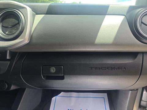 2021 Toyota Tacoma SR5 AWD