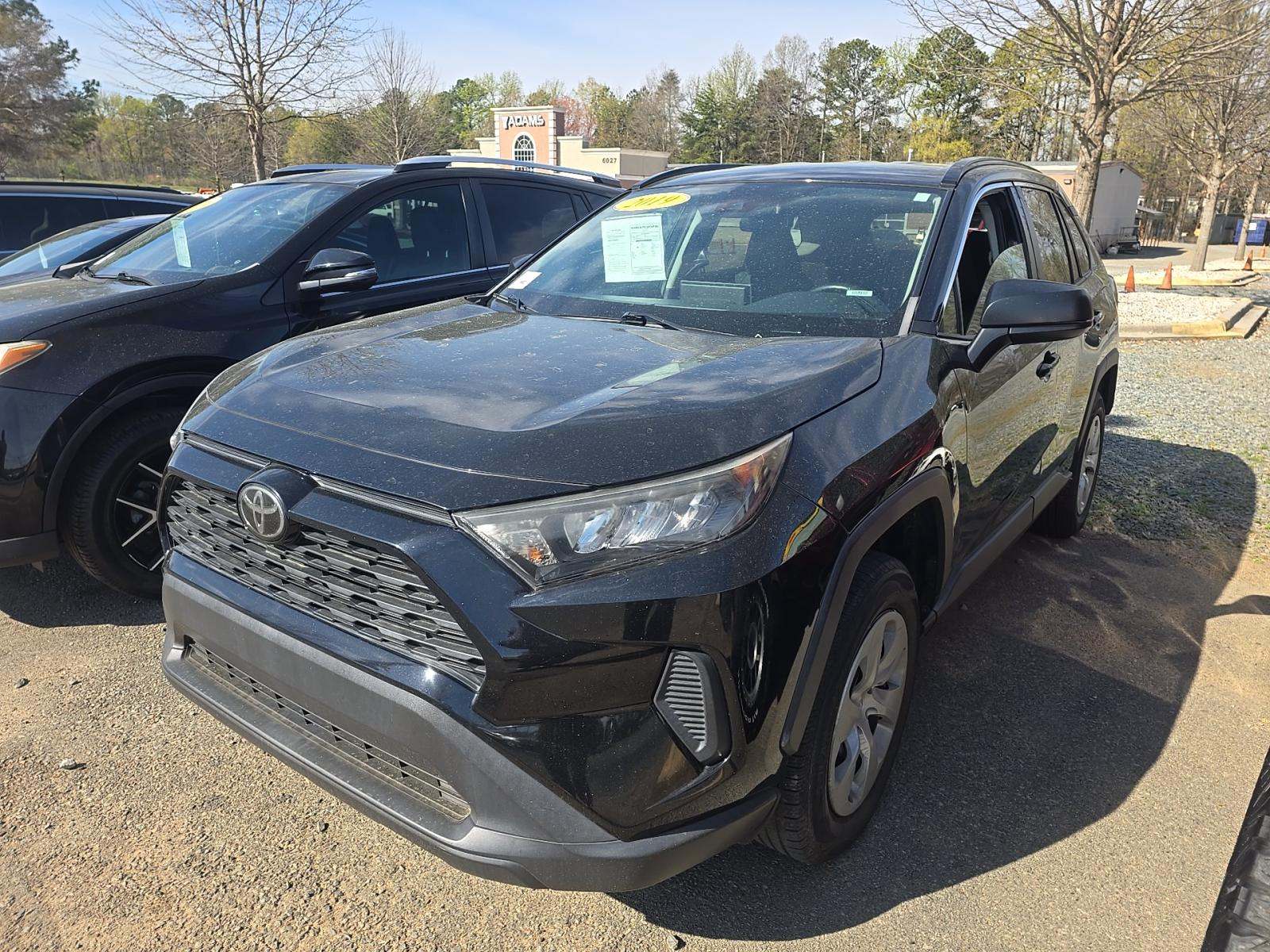 2019 Toyota RAV4 LE AWD