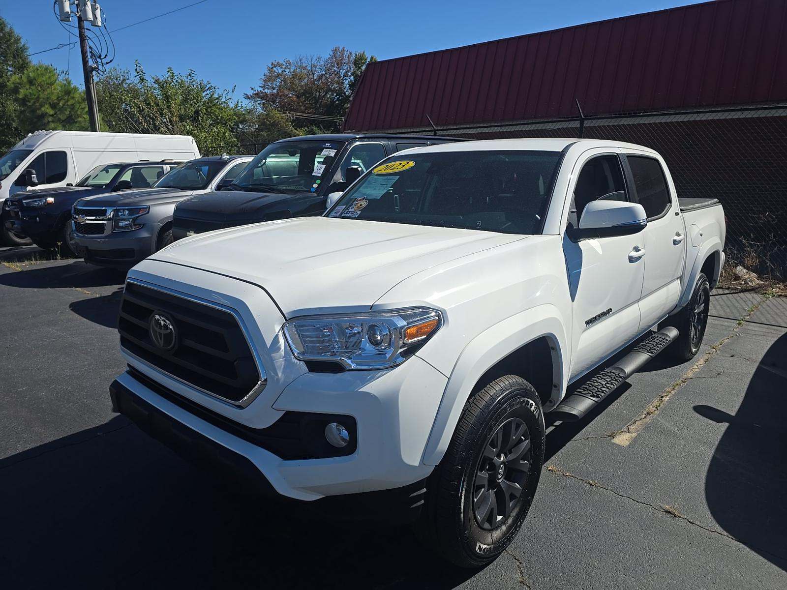 2023 Toyota Tacoma SR5 AWD