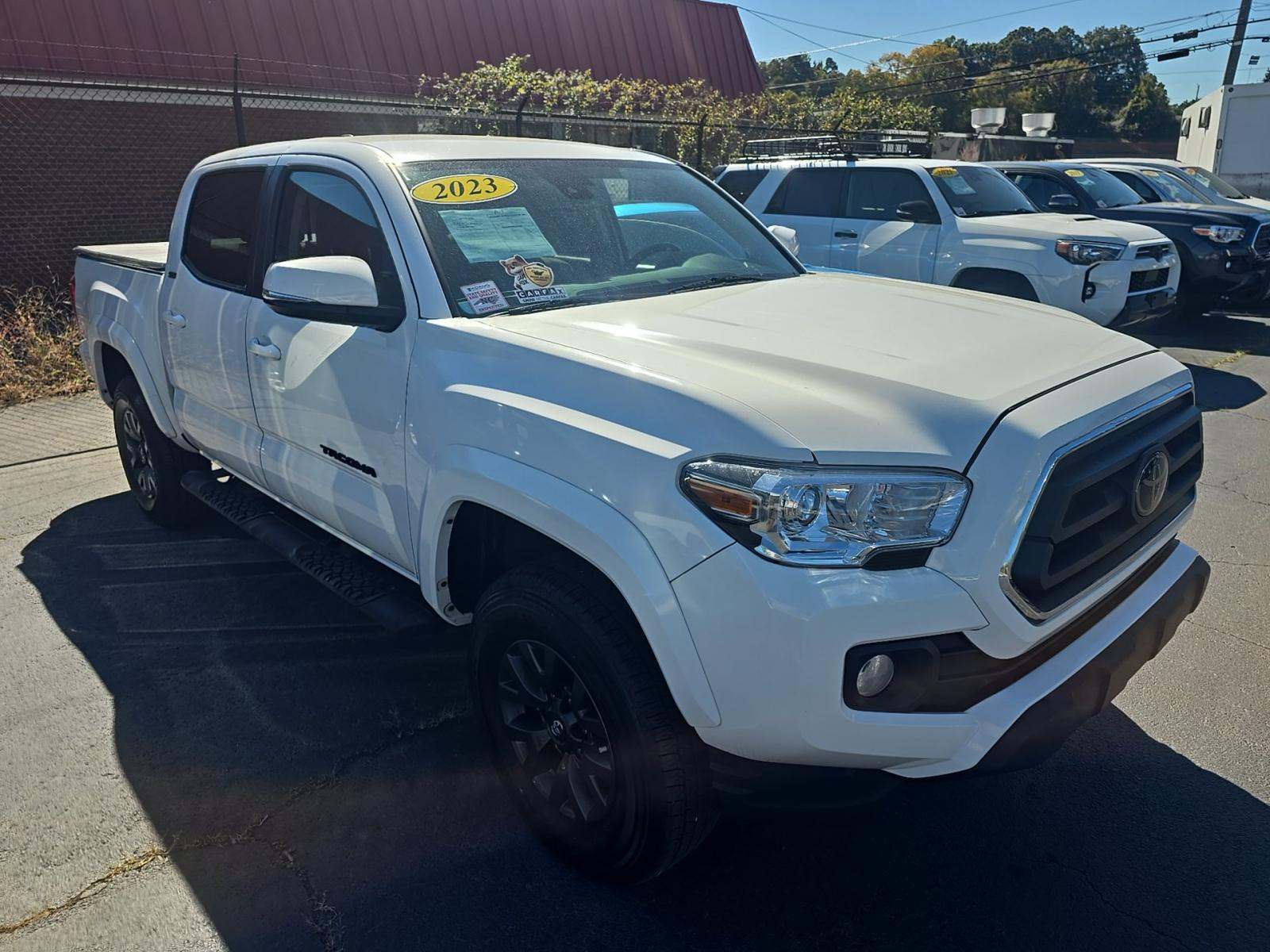 2023 Toyota Tacoma SR5 AWD