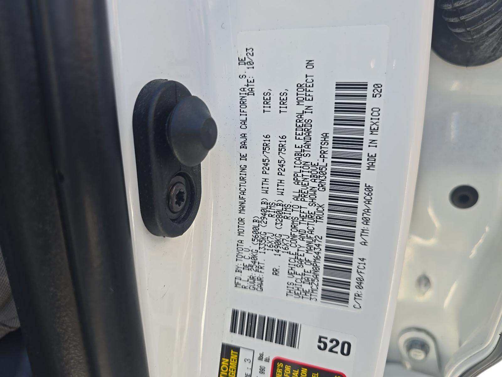 2023 Toyota Tacoma SR5 AWD