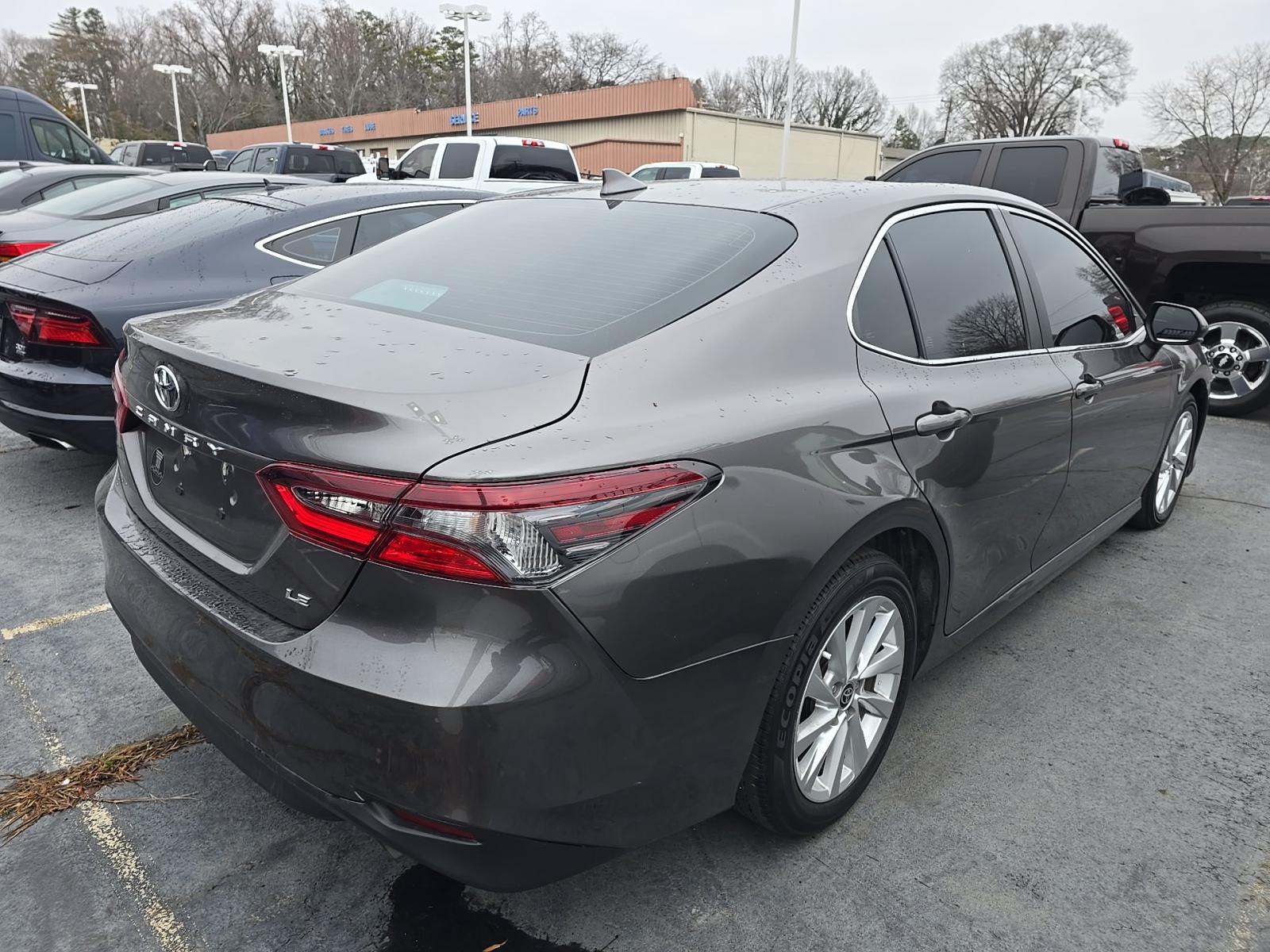2023 Toyota Camry LE FWD
