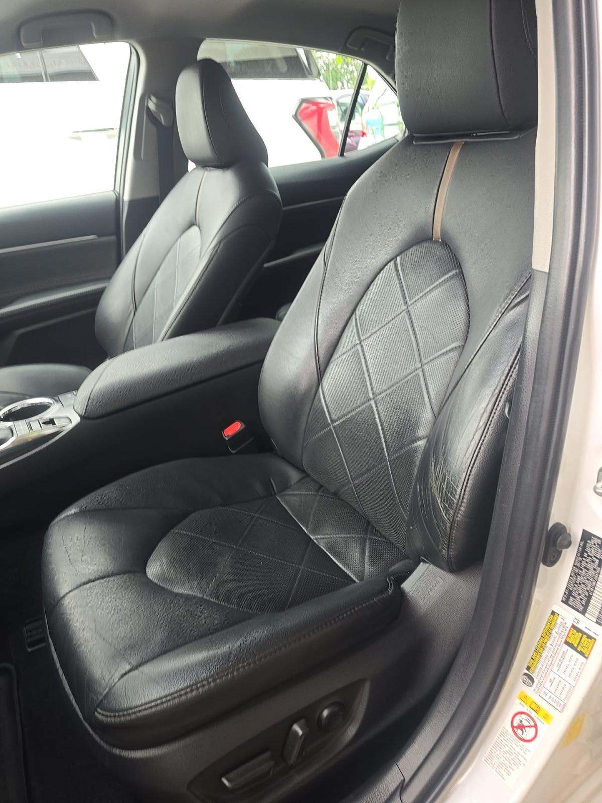 2018 Toyota Camry XLE FWD