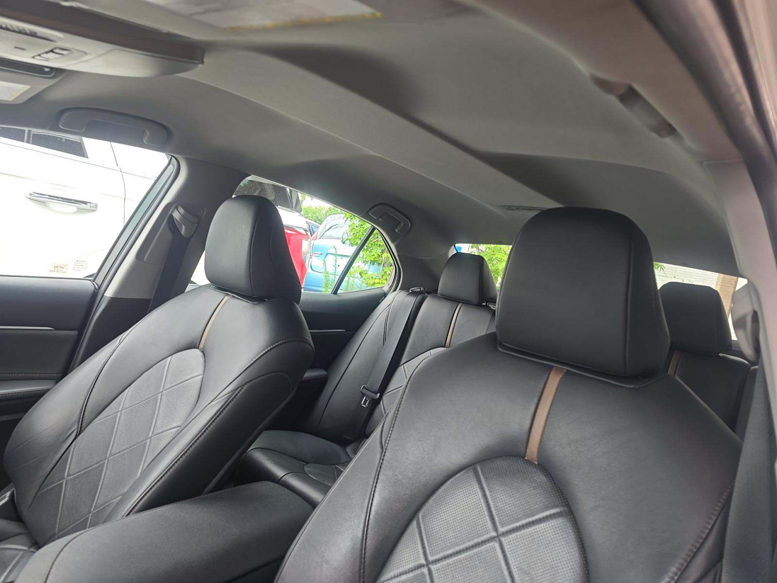 2018 Toyota Camry XLE FWD
