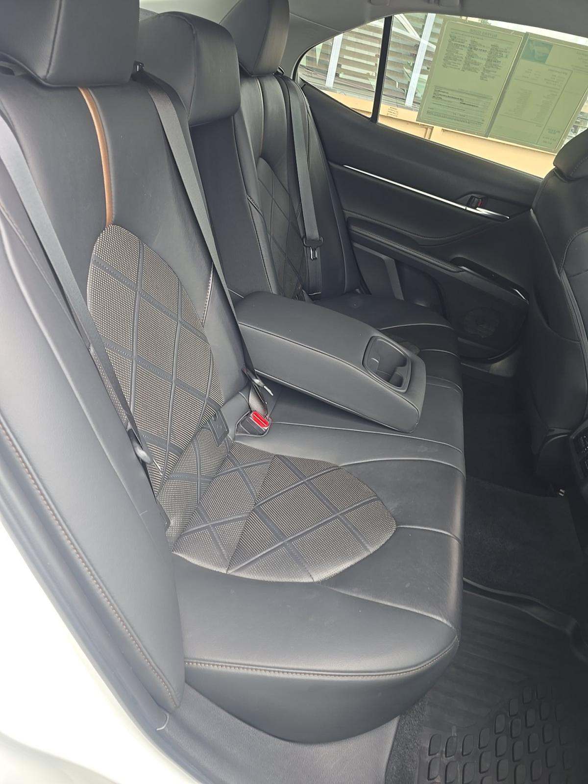 2018 Toyota Camry XLE FWD