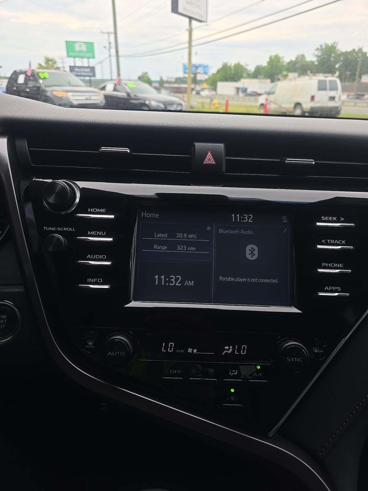 2018 Toyota Camry XLE FWD