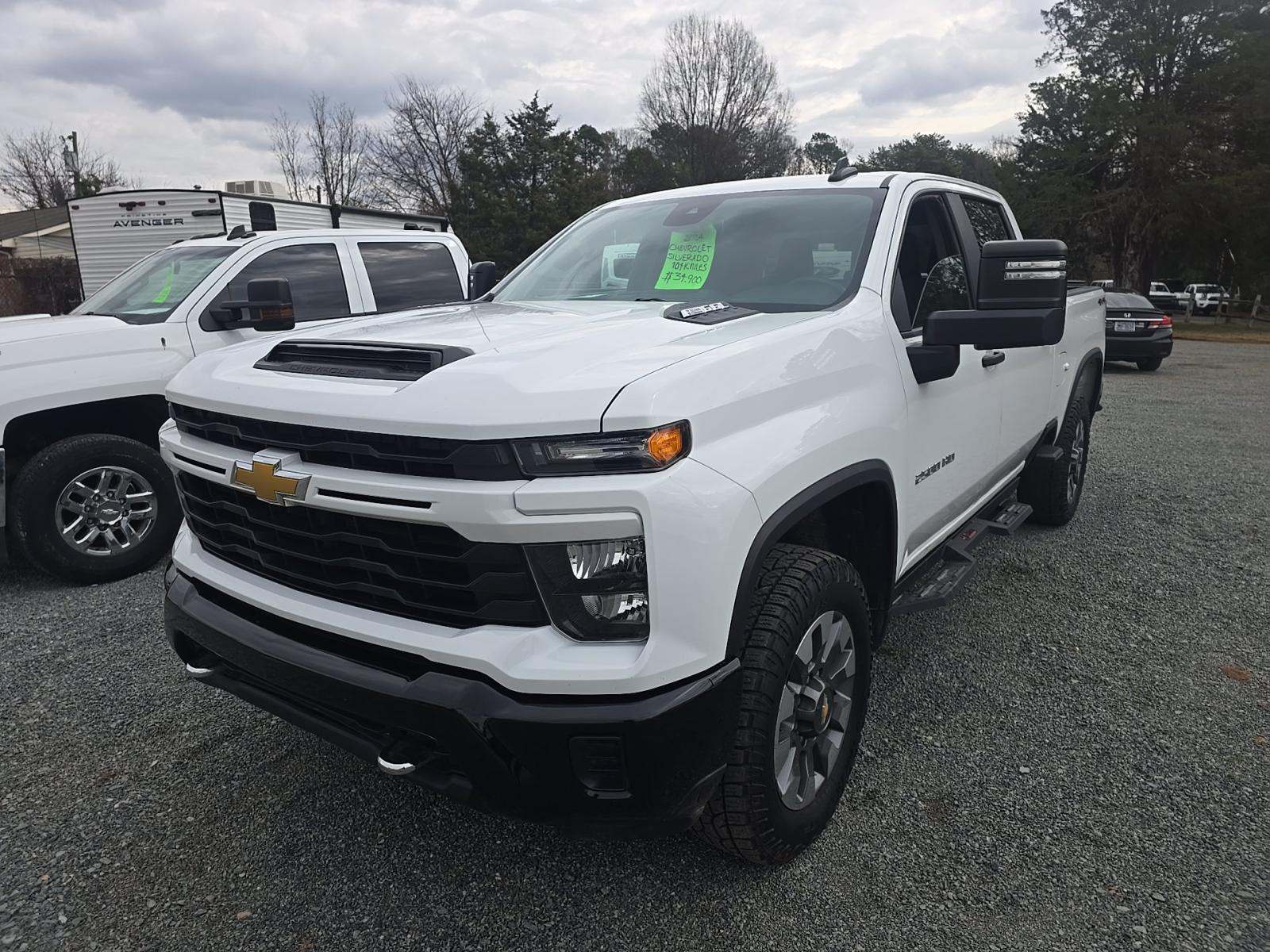 2024 Chevrolet Silverado 2500HD Custom AWD