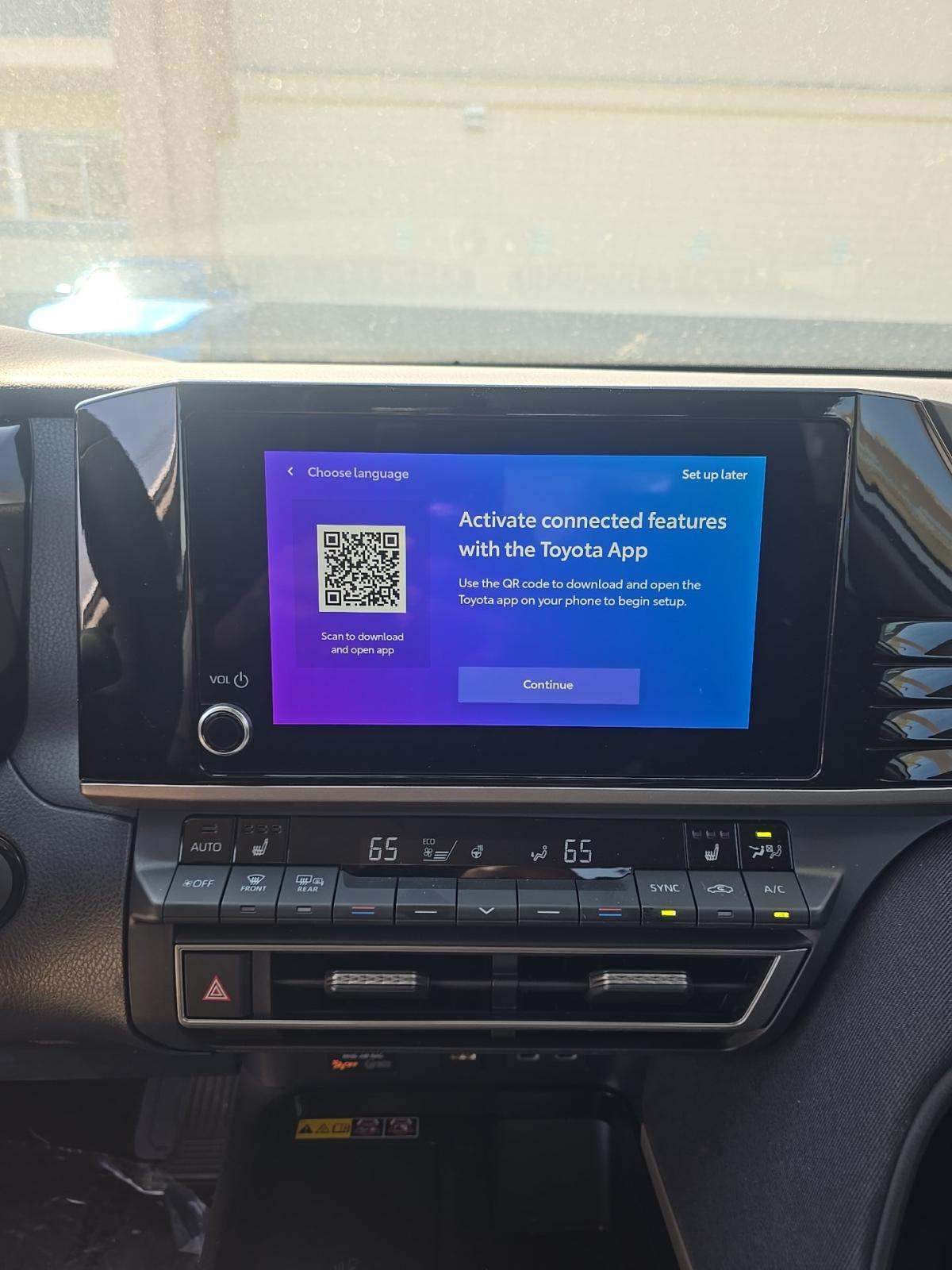 2025 Toyota Camry LE FWD