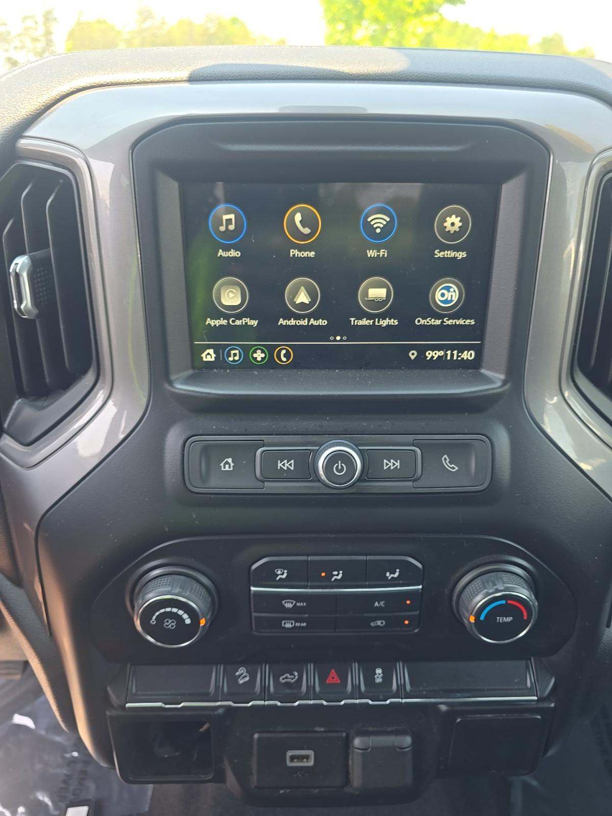 CHEVROLET SILVERADO - 10