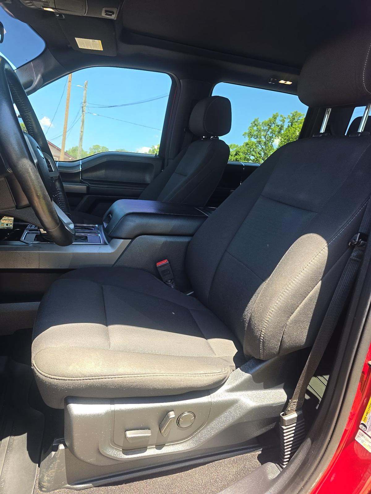 FORD F-150 - 6
