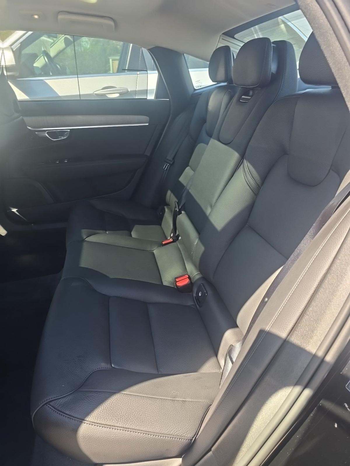 2023 Volvo S90 B6 Plus AWD