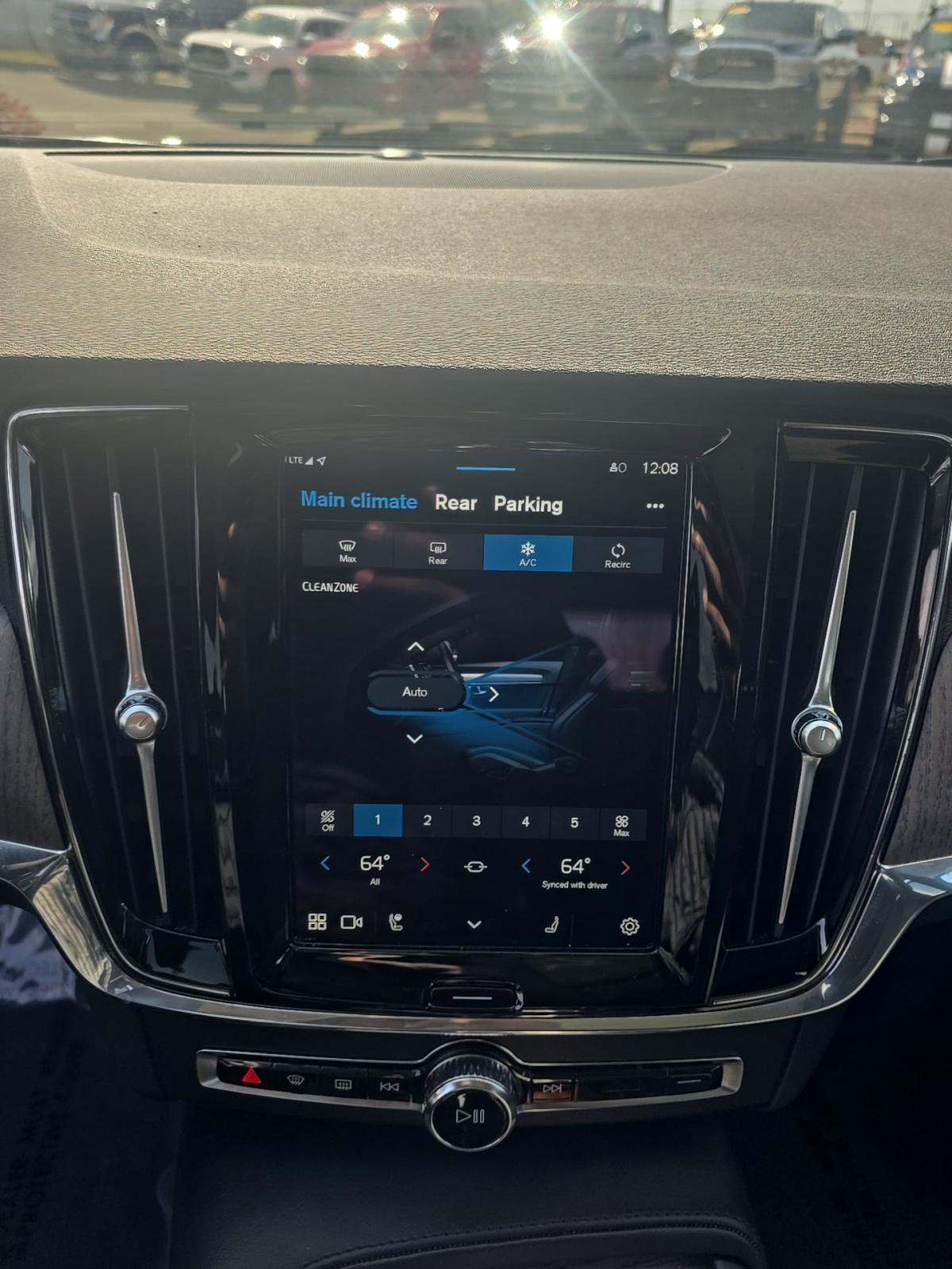 2023 Volvo S90 B6 Plus AWD