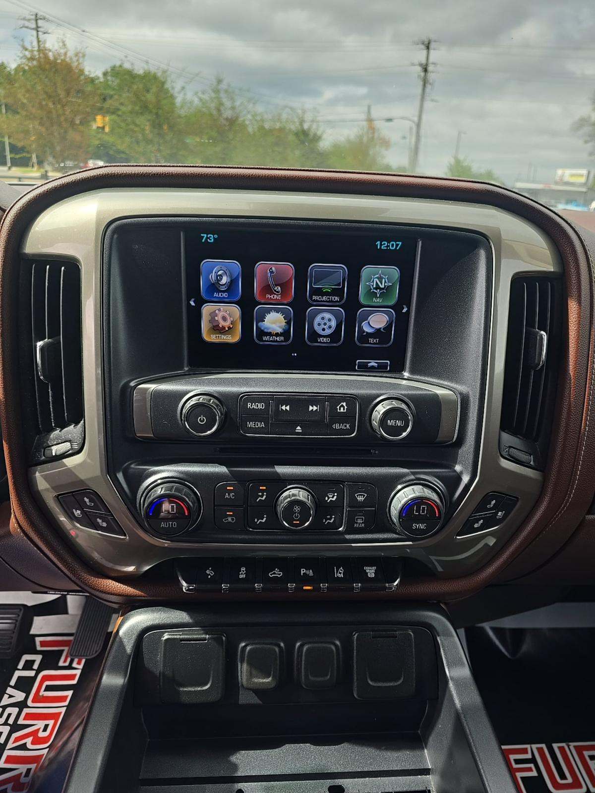 2017 Chevrolet Silverado 3500HD High Country AWD