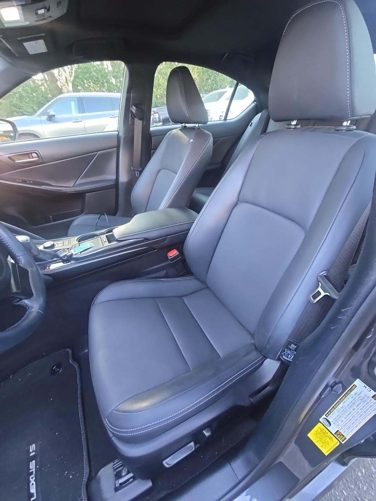 2024 Lexus IS IS 300 RWD