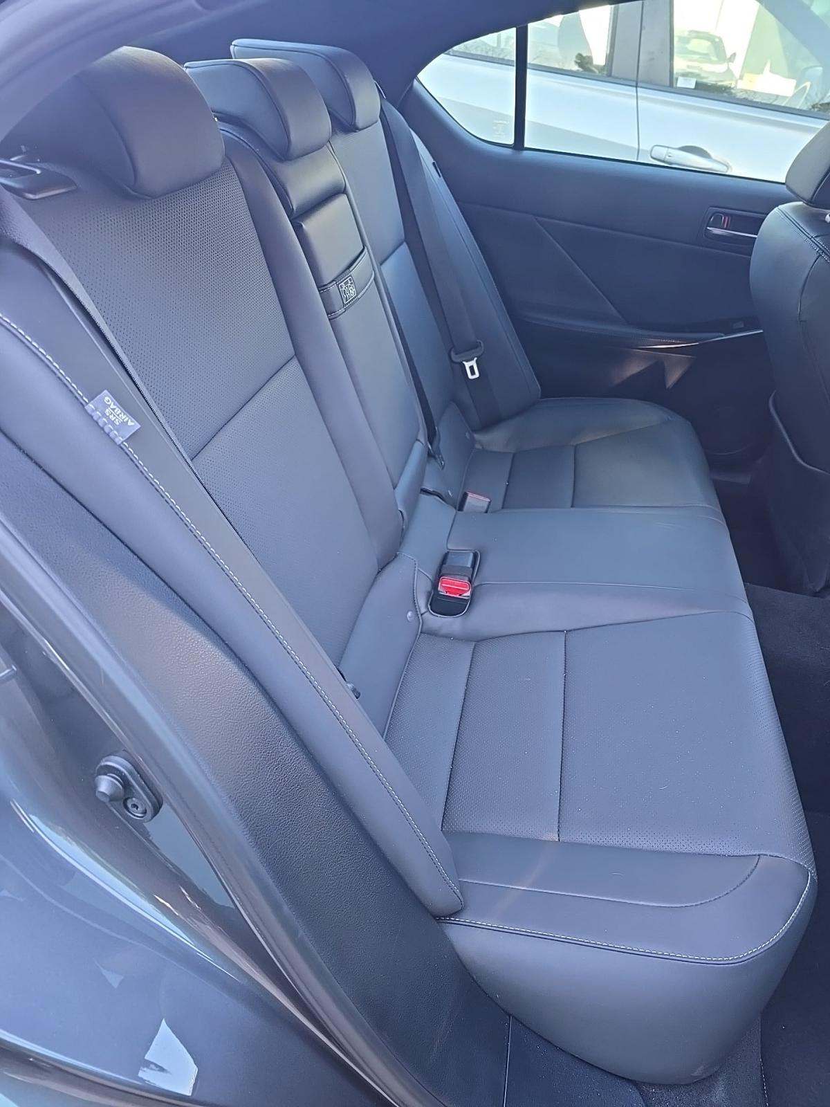 2024 Lexus IS IS 300 RWD