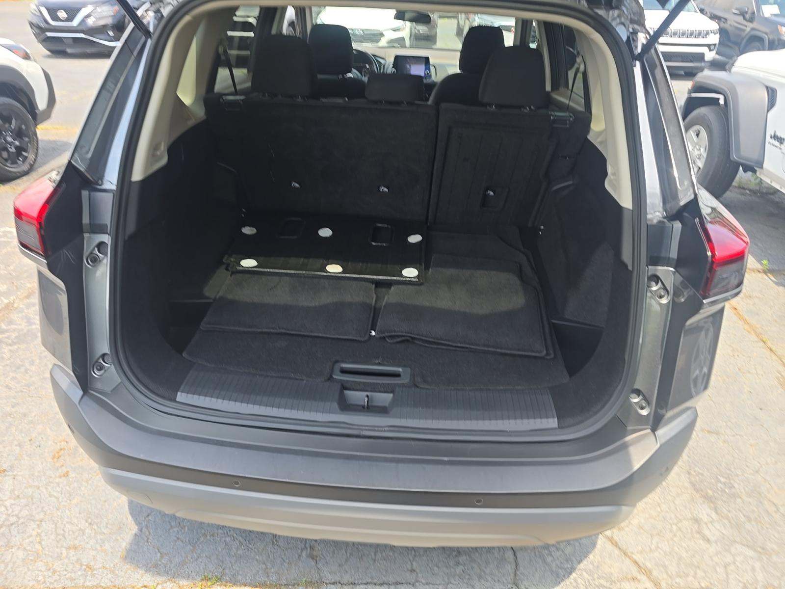 2023 Nissan Rogue S FWD