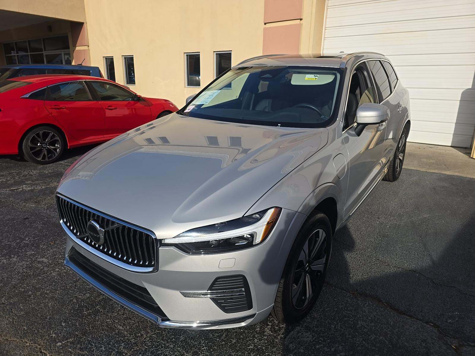 2023 Volvo XC60 Recharge T8 Core AWD