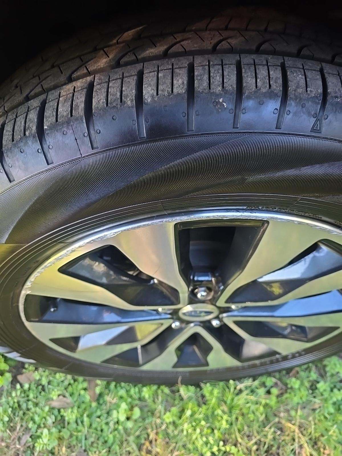 2023 Subaru Outback Touring XT AWD