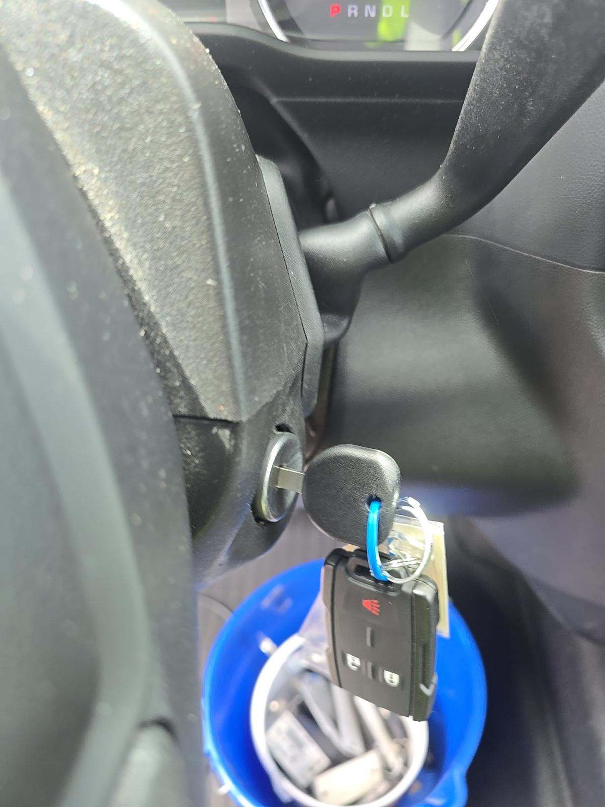 CHEVROLET SILVERADO - 8