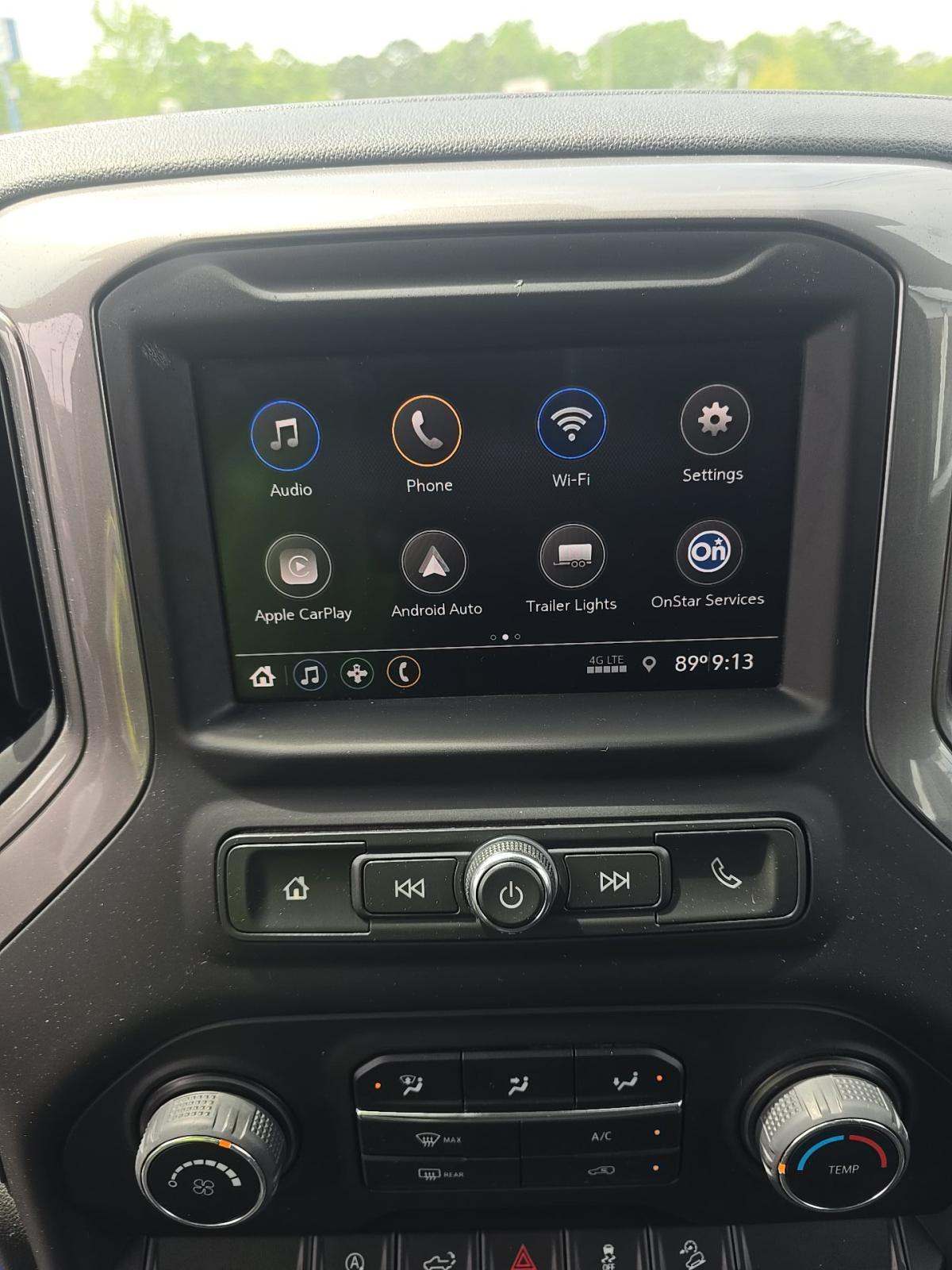 CHEVROLET SILVERADO - 10