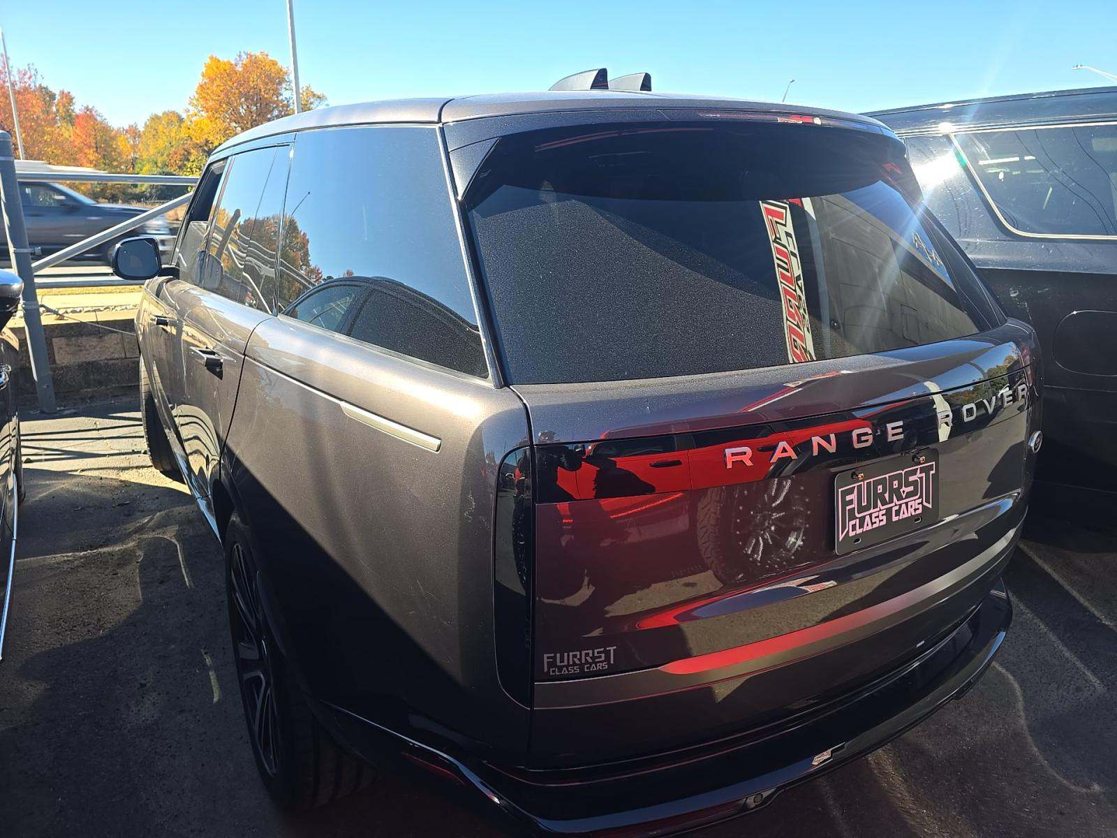 2023 Land Rover Range Rover SE AWD