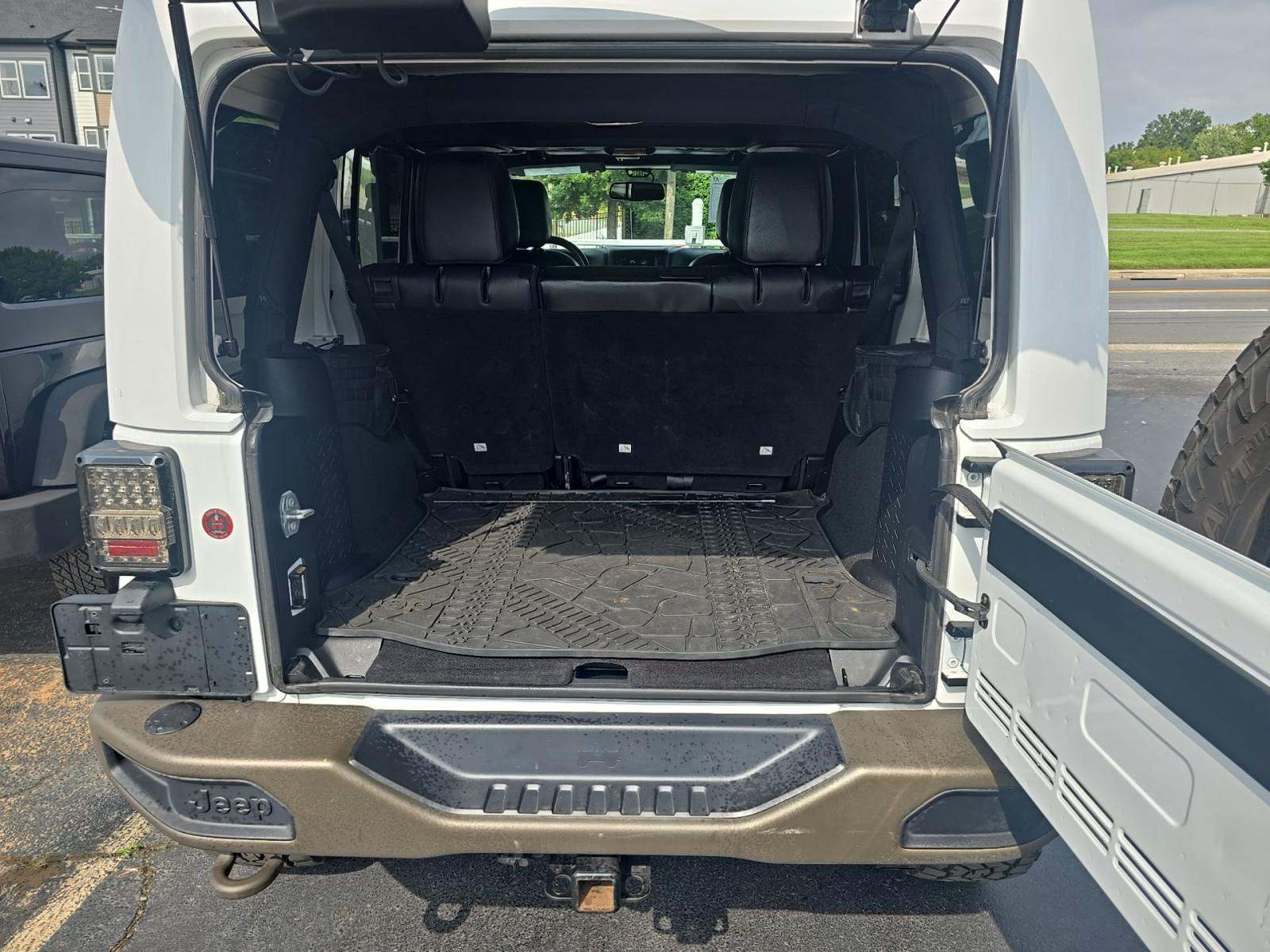 2016 Jeep Wrangler Unlimited Sahara 75th Anniversary Edition AWD