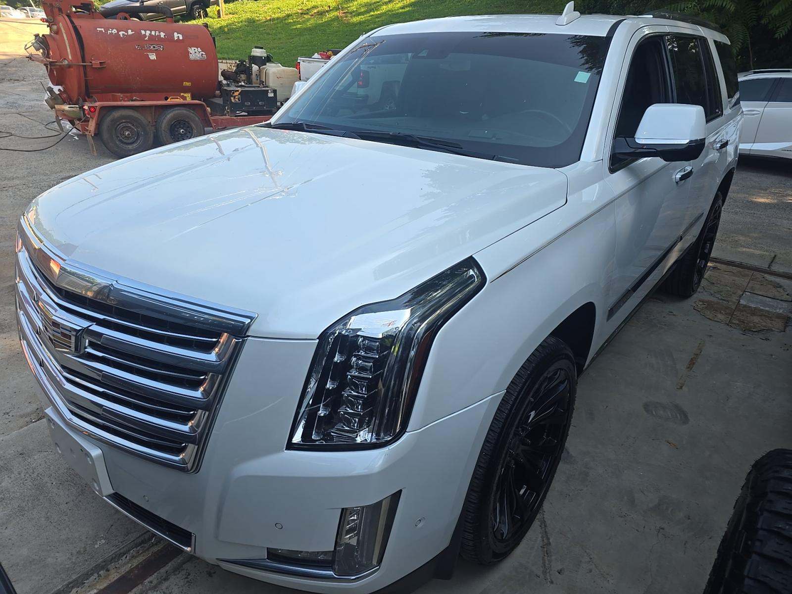 2017 Cadillac Escalade Platinum AWD