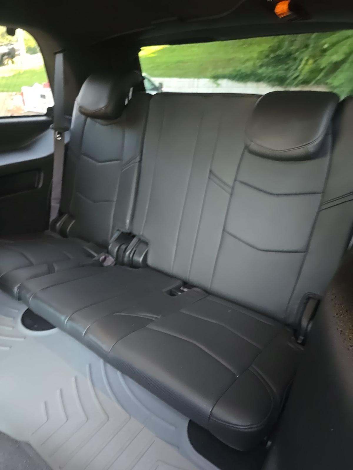 2017 Cadillac Escalade Platinum AWD
