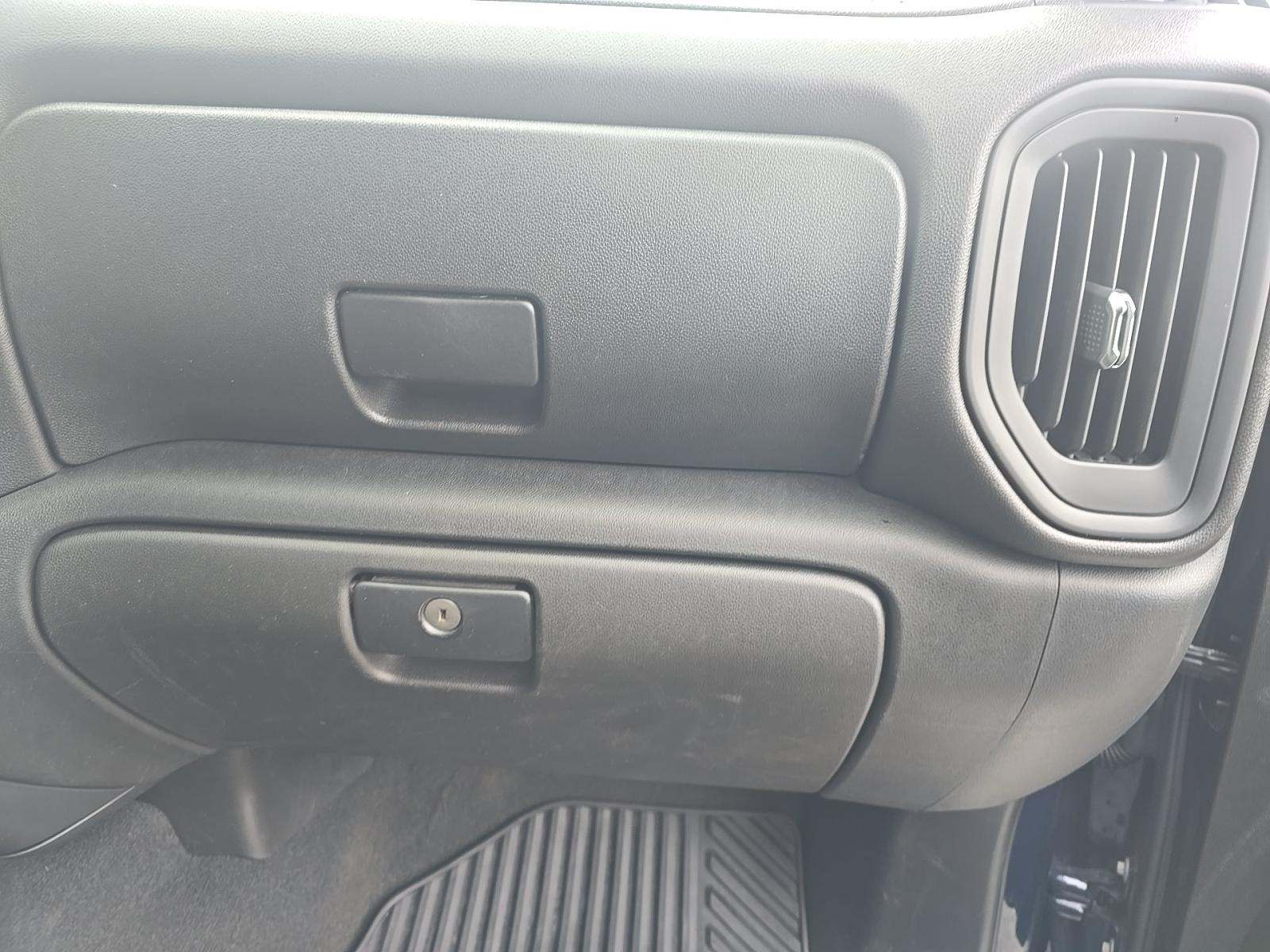 2022 Chevrolet Silverado 2500HD Custom AWD