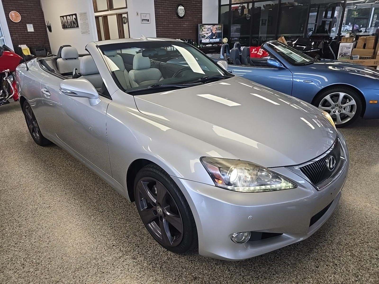 2012 Lexus IS IS 250C RWD