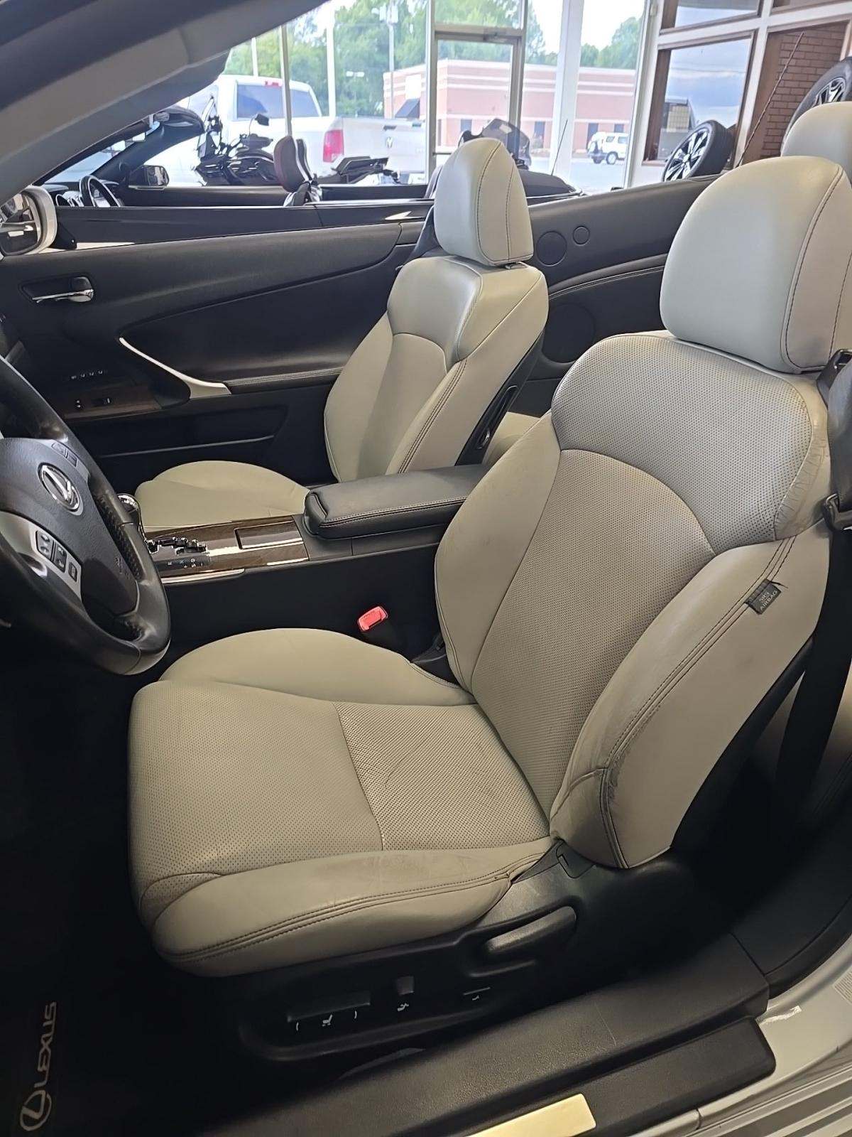 2012 Lexus IS IS 250C RWD