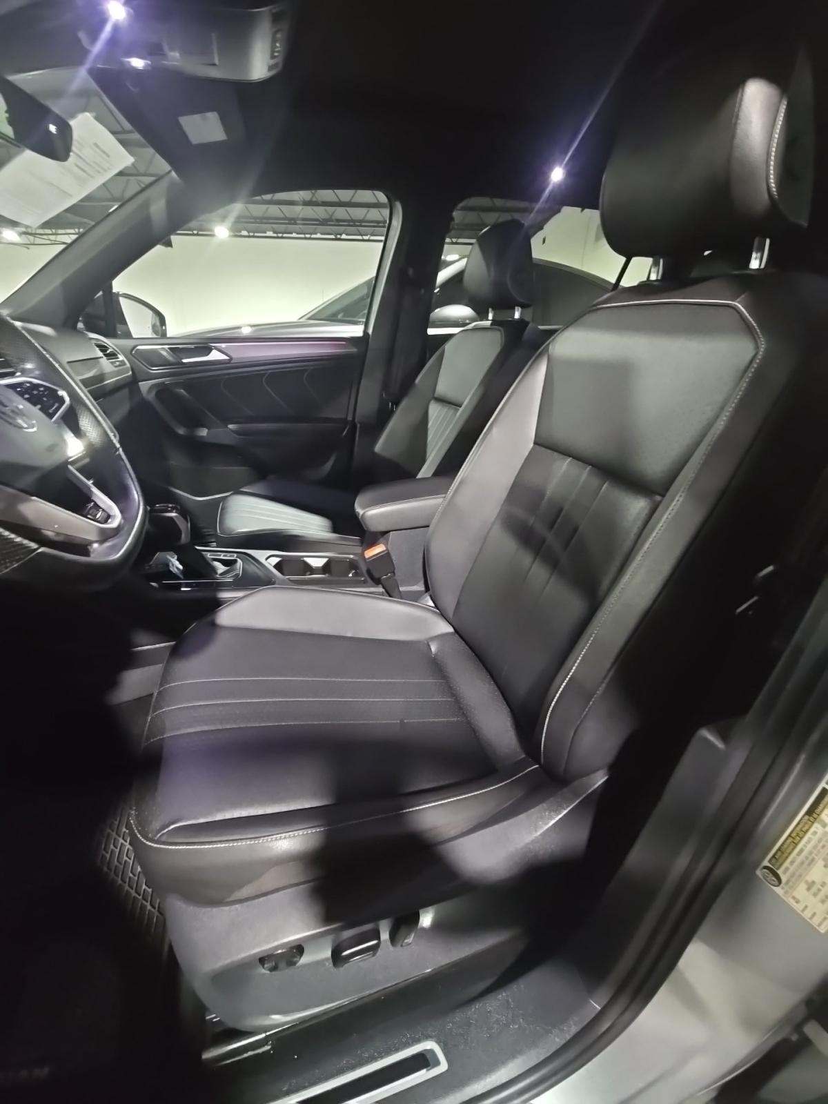 2023 Volkswagen Tiguan 2.0T SE R-Line Black FWD