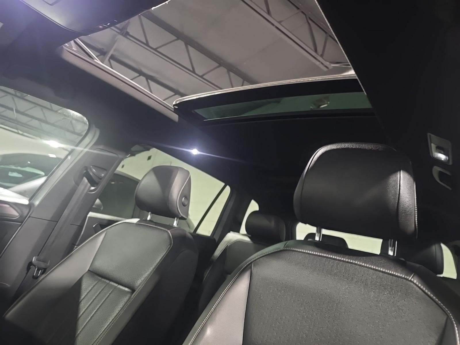 2023 Volkswagen Tiguan 2.0T SE R-Line Black FWD