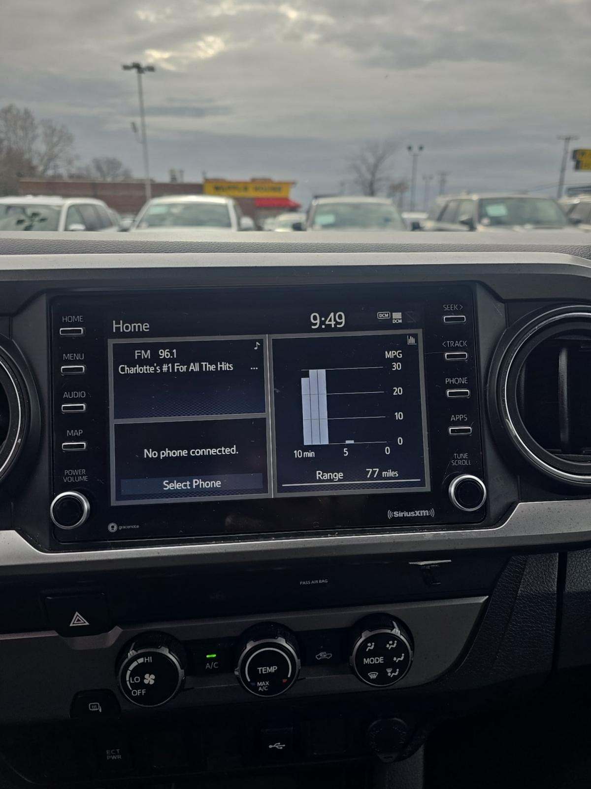 2022 Toyota Tacoma SR5 RWD