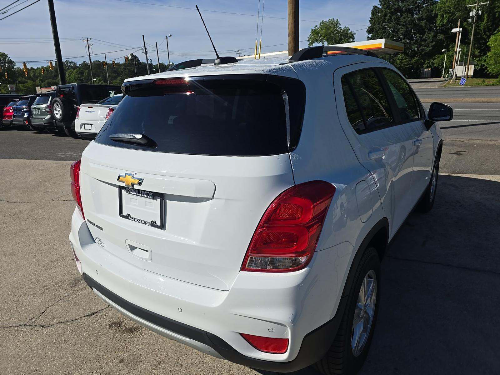 CHEVROLET TRAX - 3