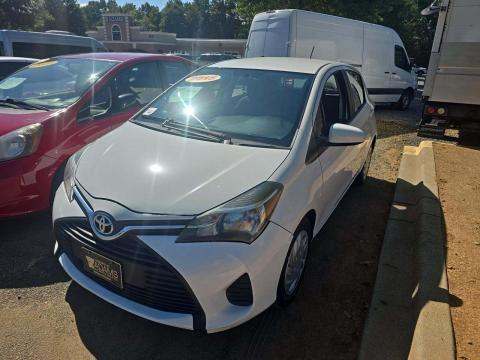 2015 Toyota Yaris L FWD