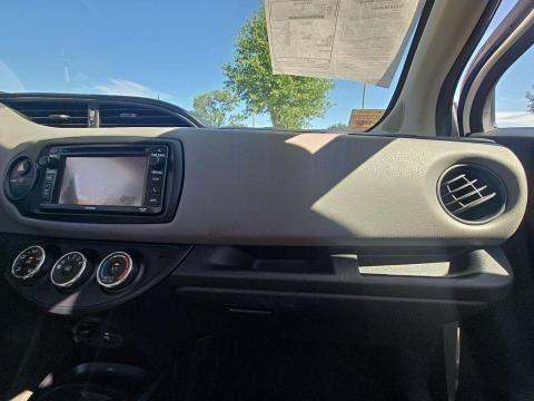 2015 Toyota Yaris L FWD