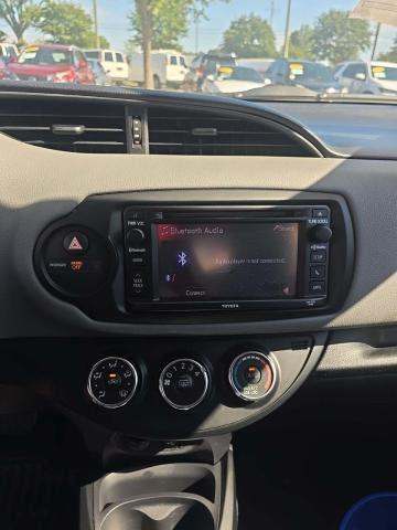 2015 Toyota Yaris L FWD