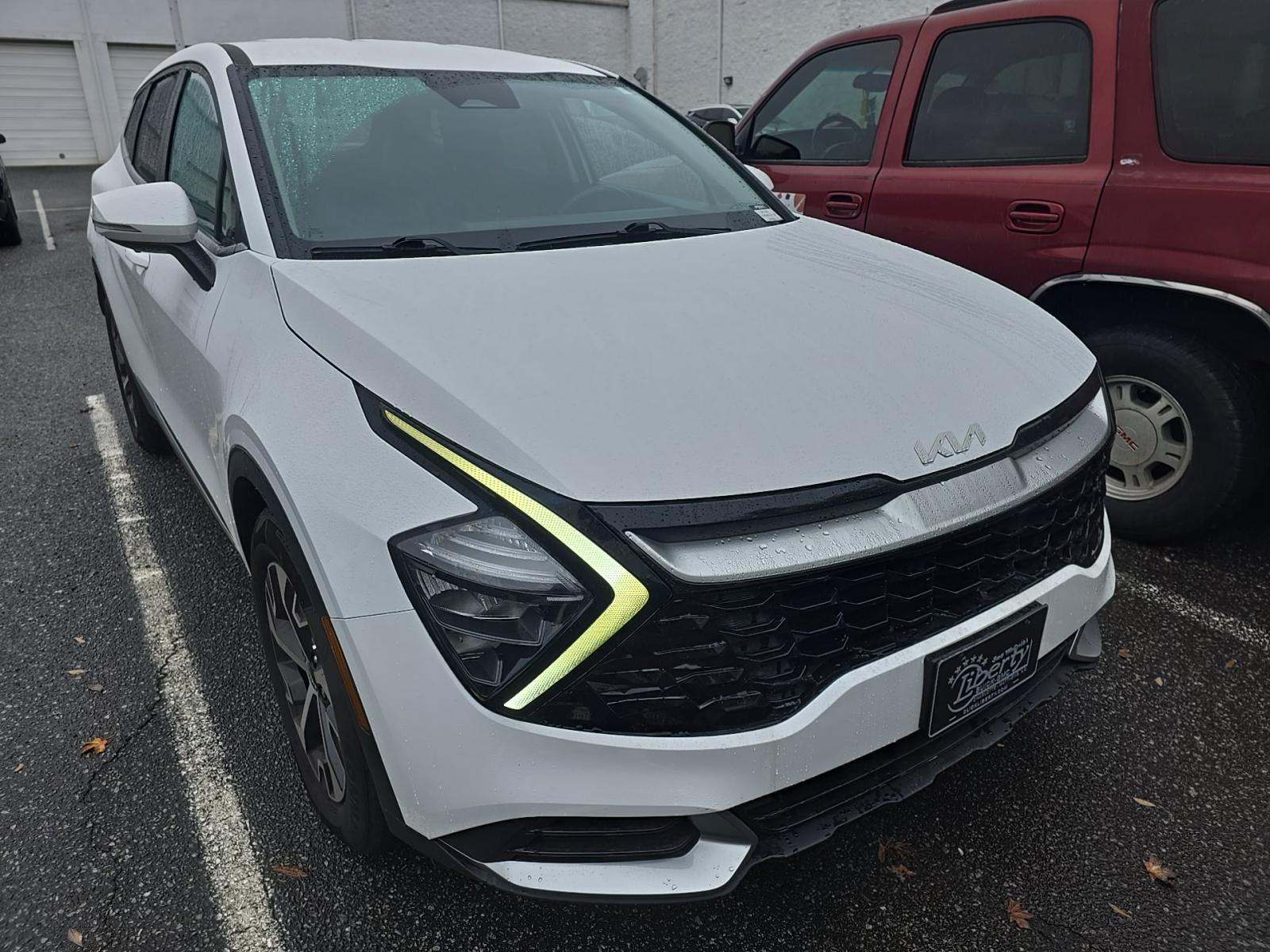 2023 Kia Sportage EX FWD